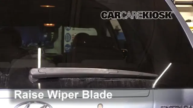 2008 Hyundai Entourage GLS 3.8L V6 Balais essuie-glace arrière Changer les balais des essuie-glace